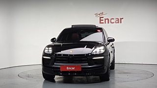 PORSCHE MACAN 2022