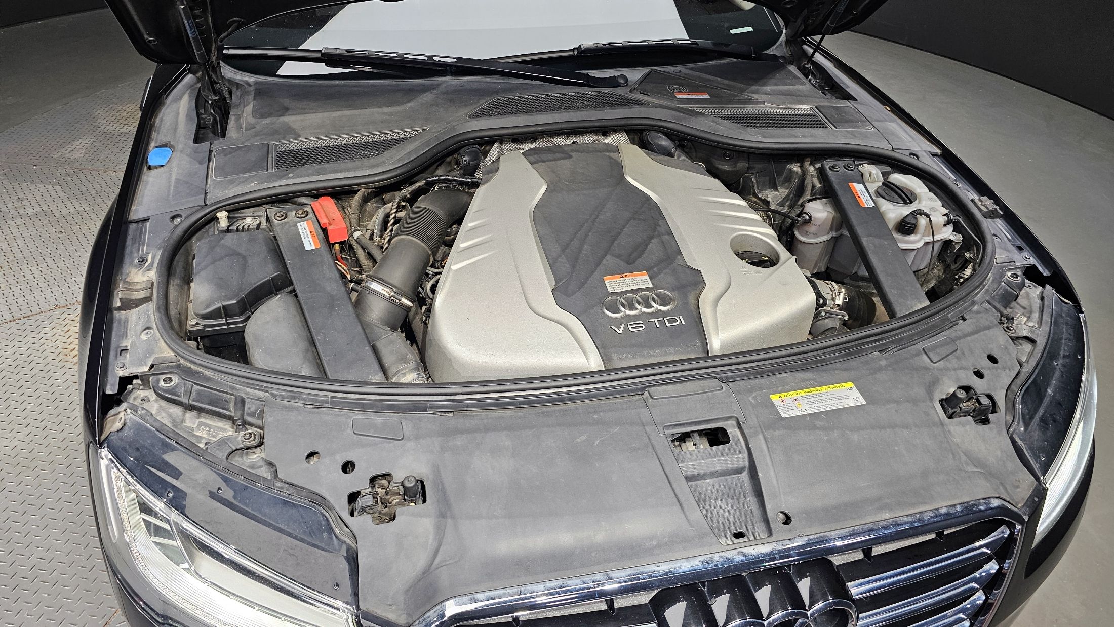 AUDI A8 2015
