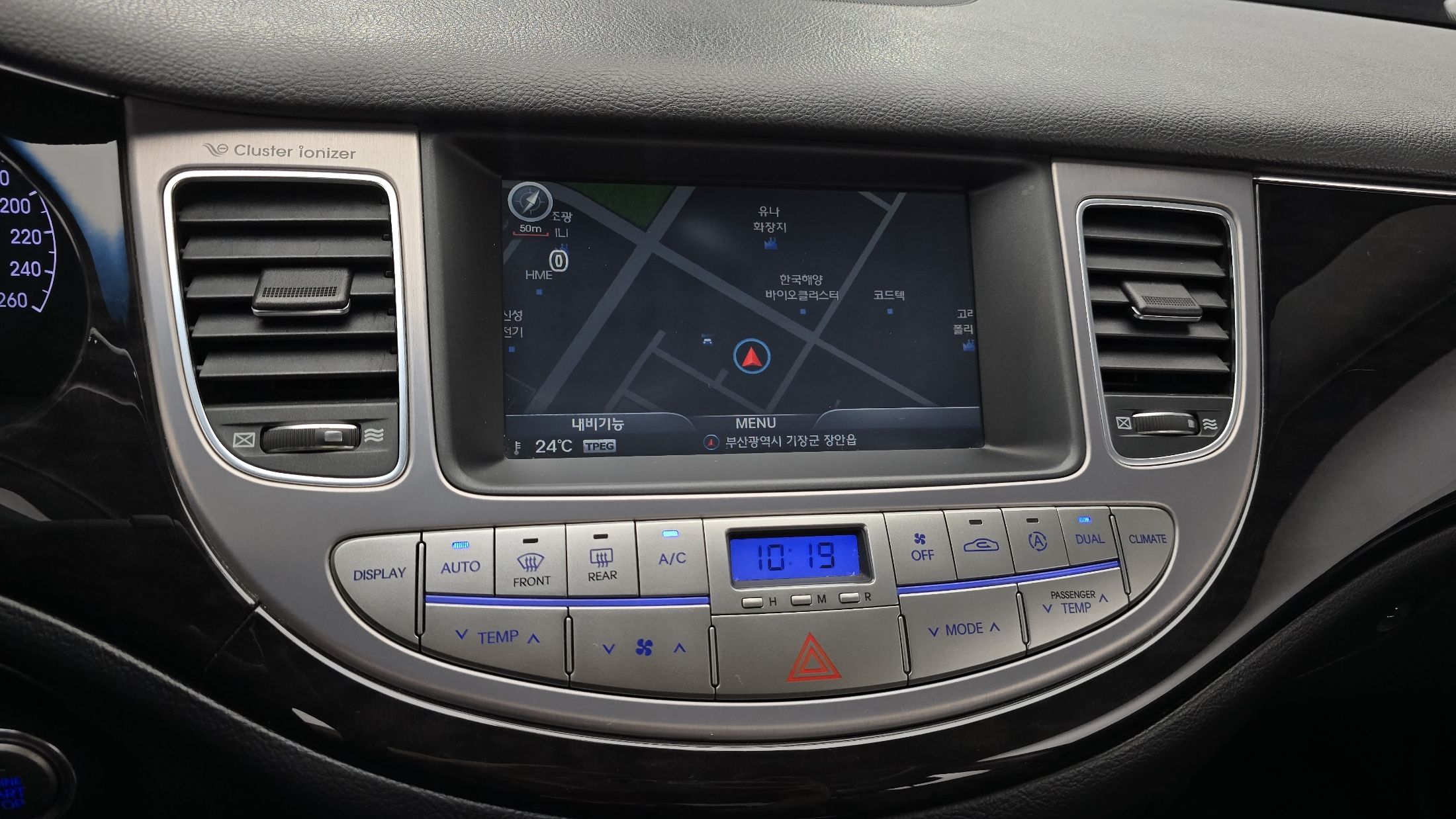 HYUNDAI GENESIS 2013