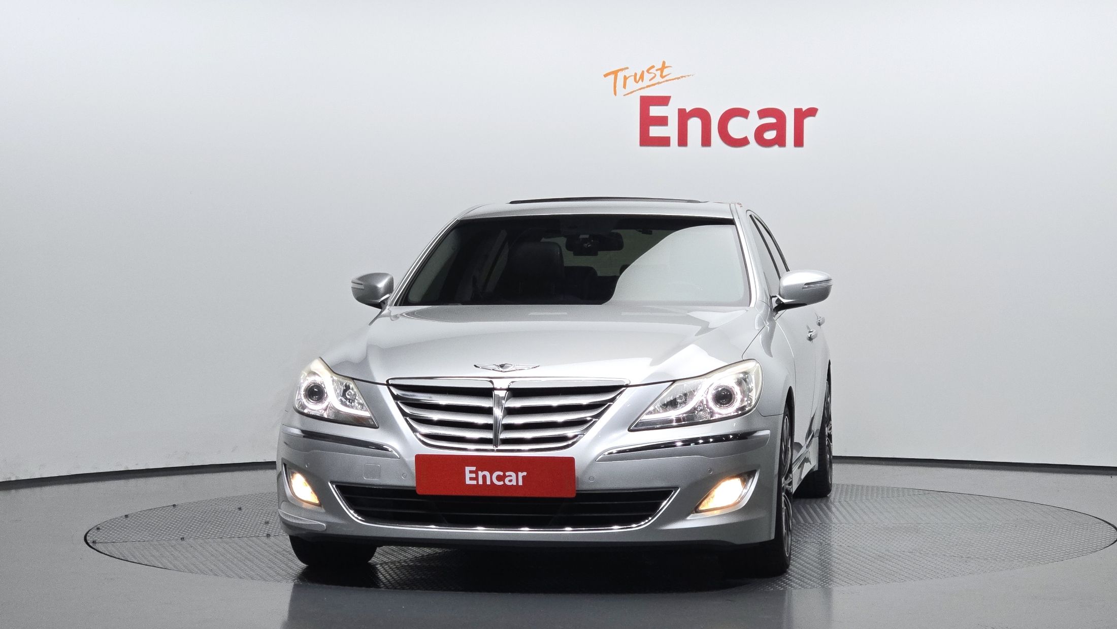 HYUNDAI GENESIS 2013