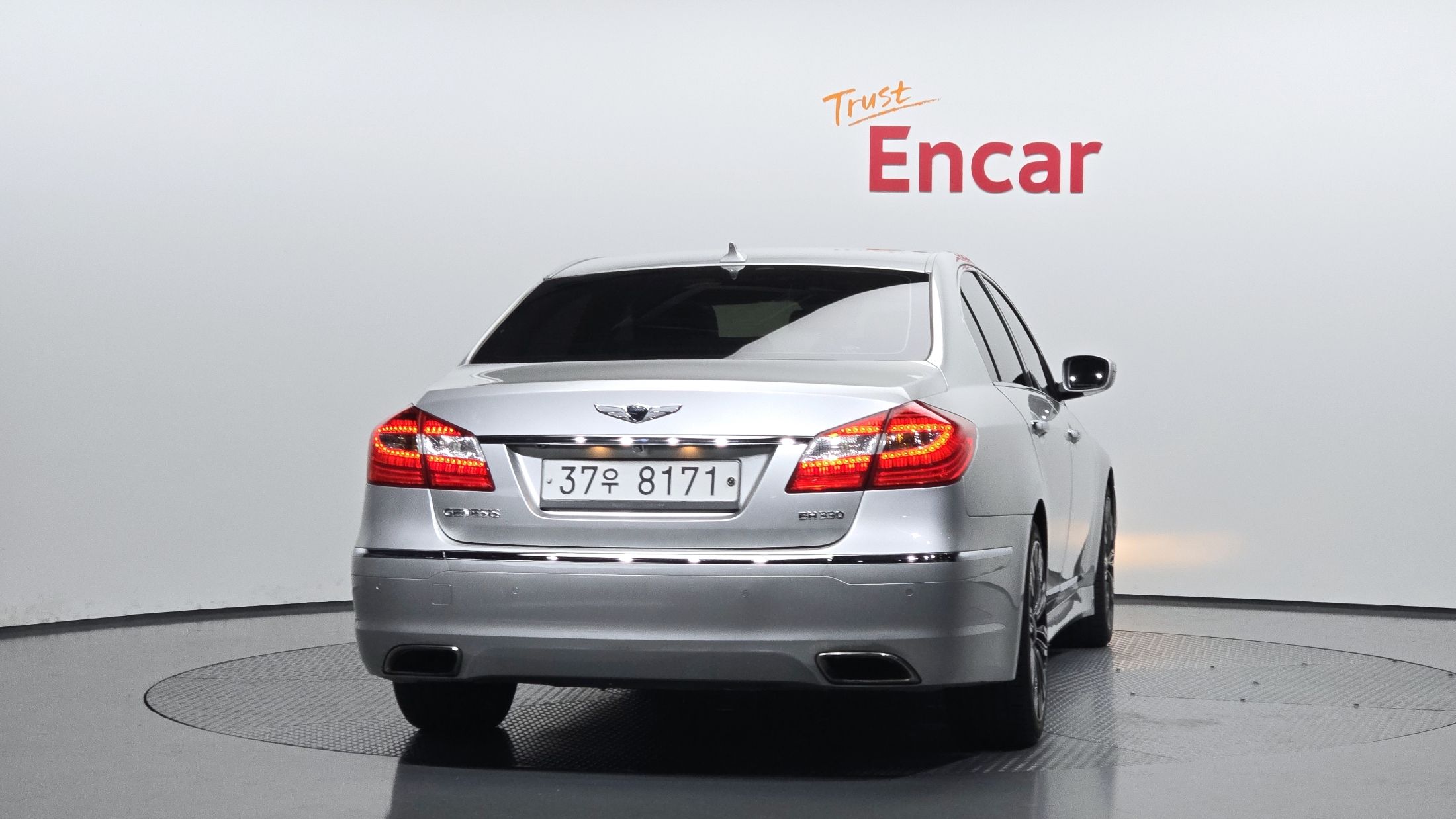 HYUNDAI GENESIS 2013