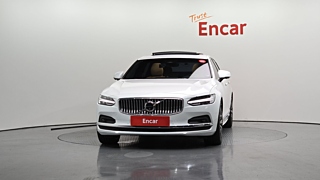 VOLVO S90 2023