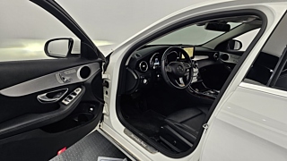 MERCEDES BENZ C-CLASS W205 2017