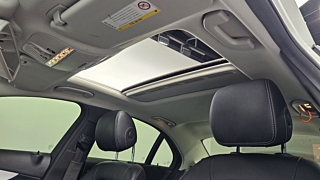 MERCEDES BENZ C-CLASS W205 2017