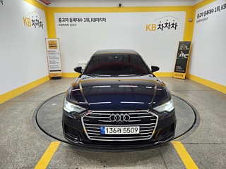 AUDI A6 C8 2023
