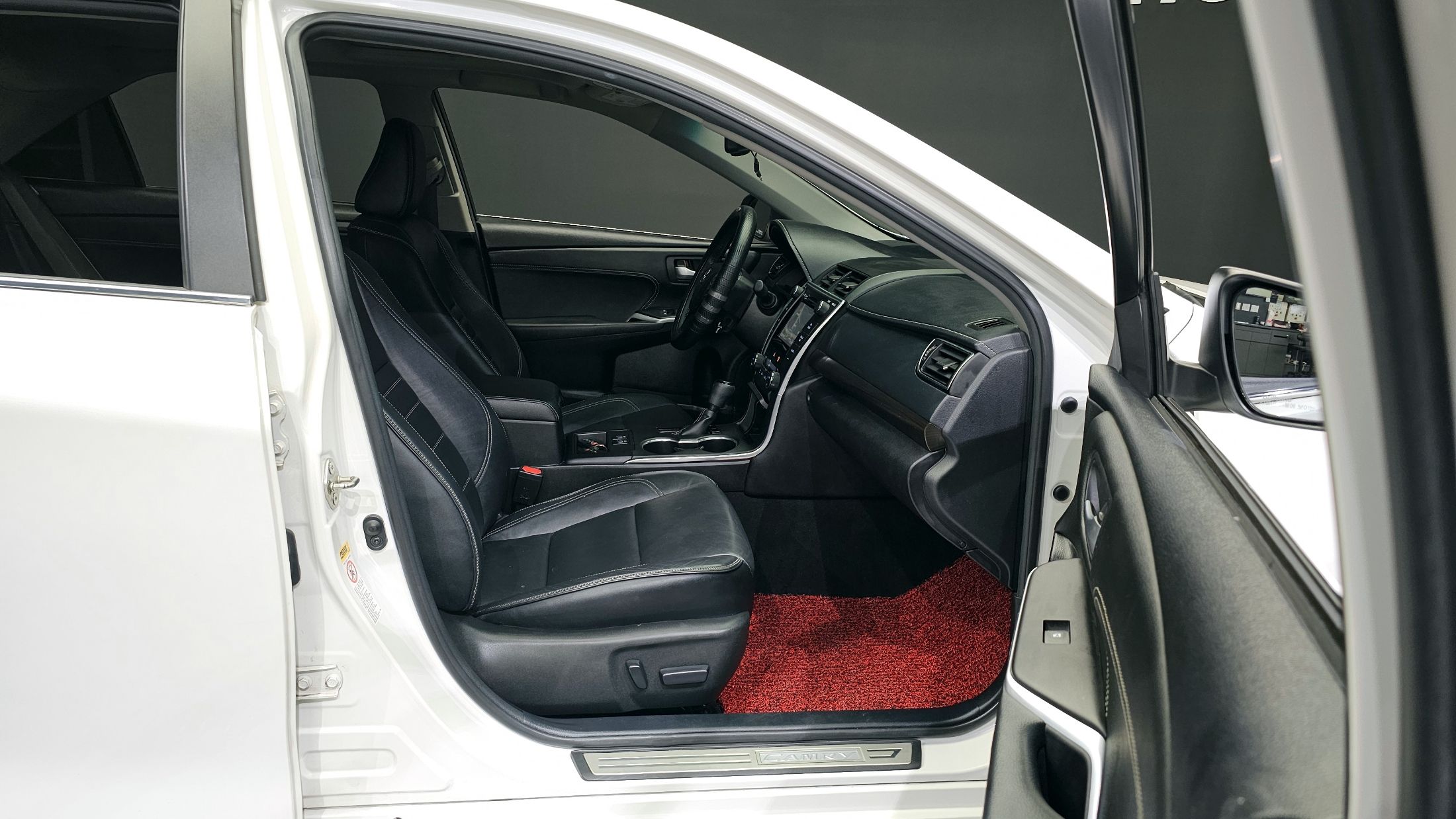 TOYOTA CAMRY 2015