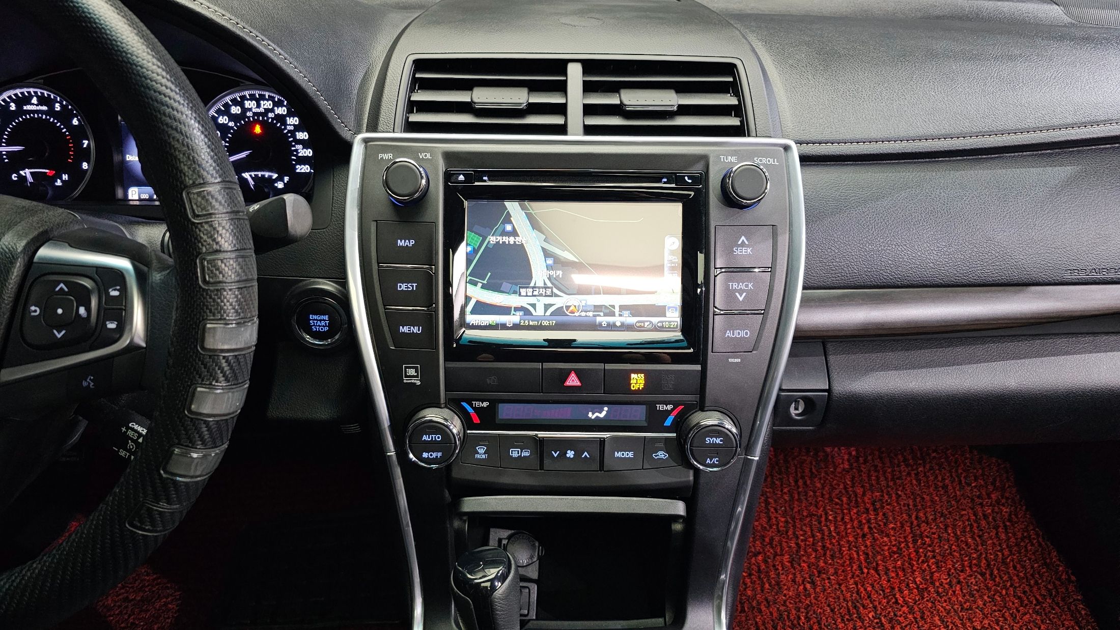 TOYOTA CAMRY 2015