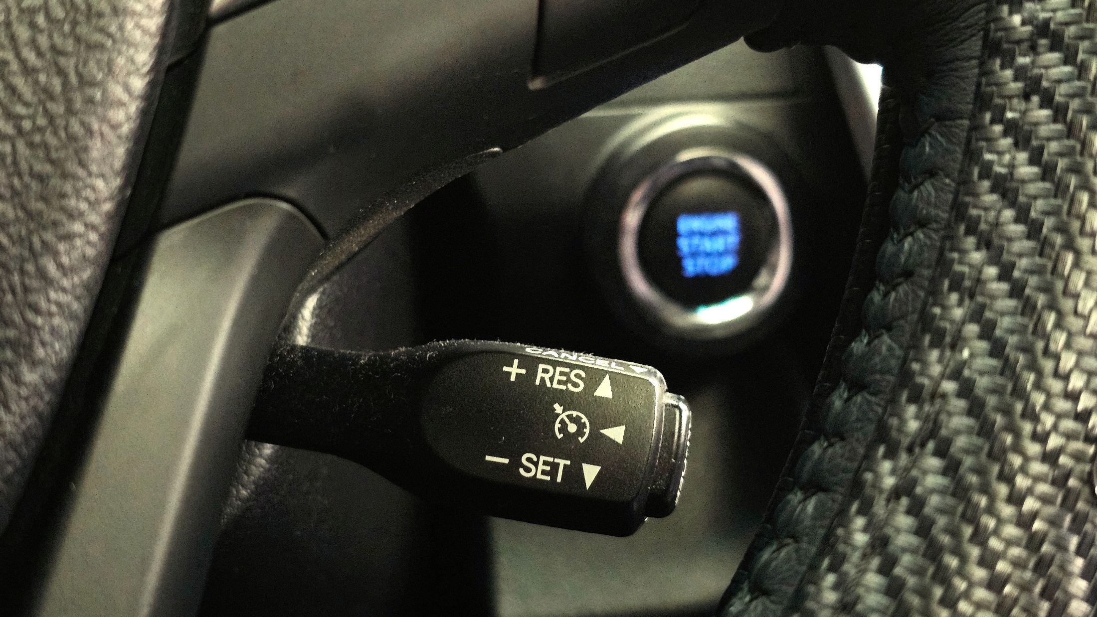 TOYOTA CAMRY 2015
