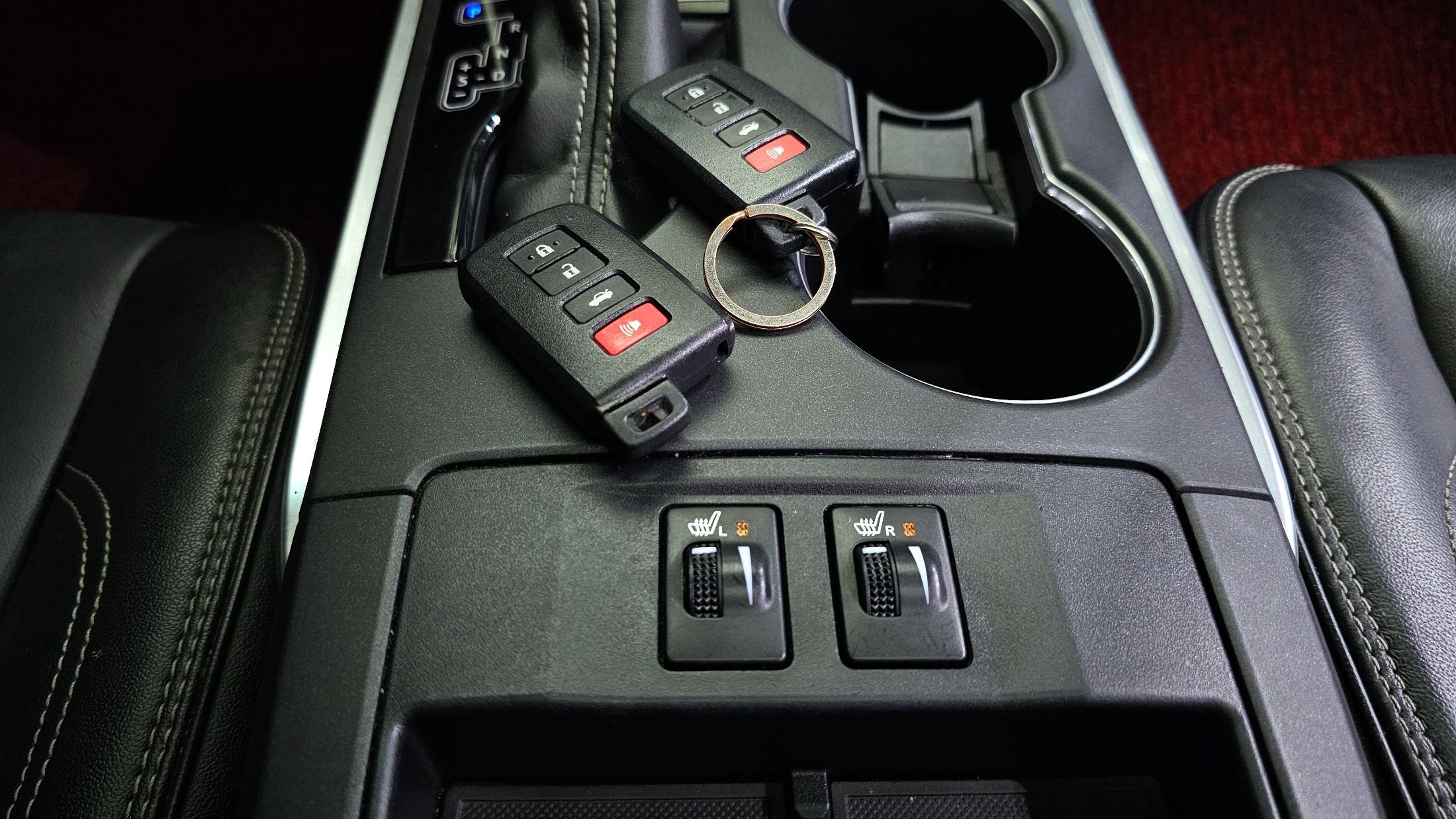 TOYOTA CAMRY 2015