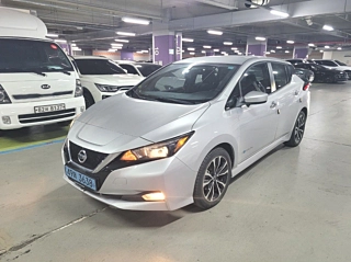 Заказать NISSAN LEAF ZE1
