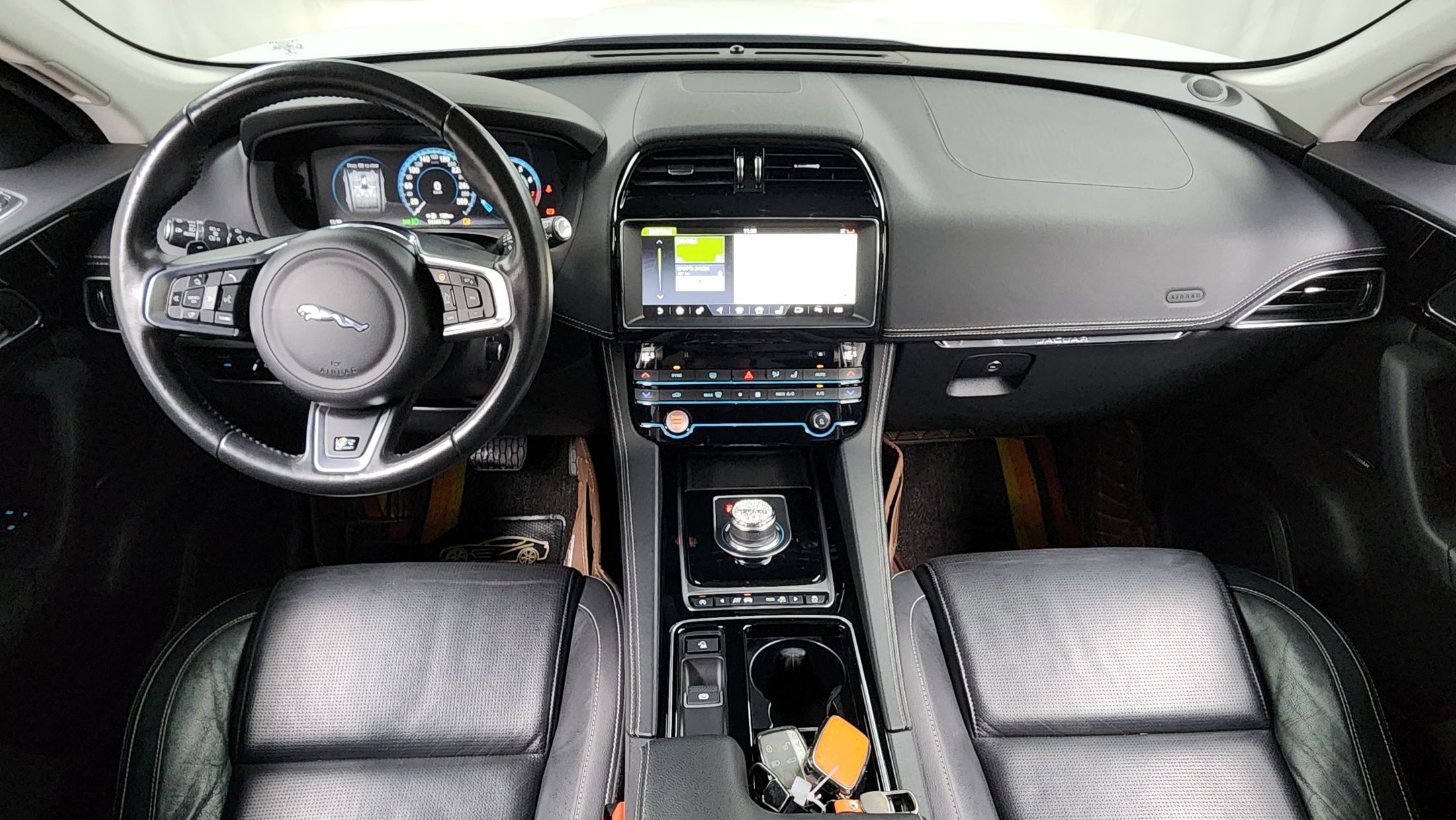 JAGUAR F-PACE 2017