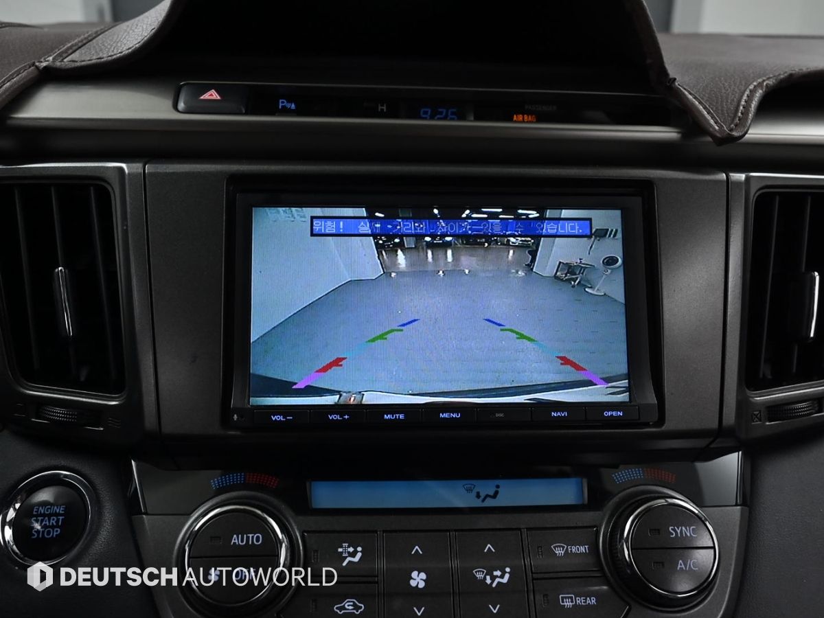 TOYOTA RAV4 2015