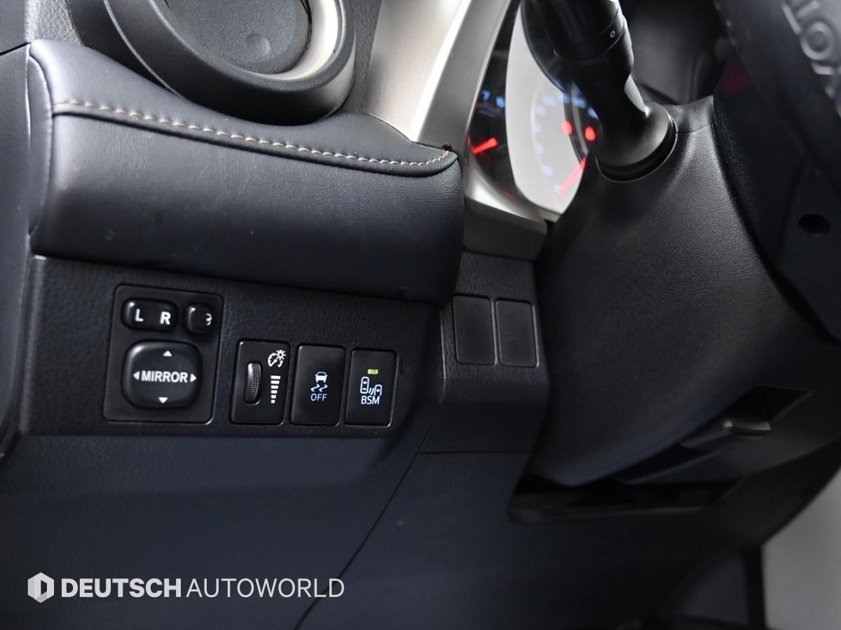 TOYOTA RAV4 2015