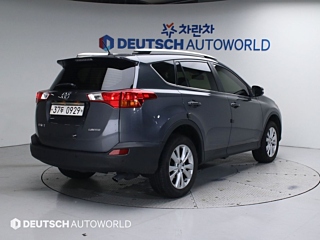 TOYOTA RAV4 2015