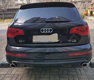 AUDI Q7  3.0 TDI Quattro 2010