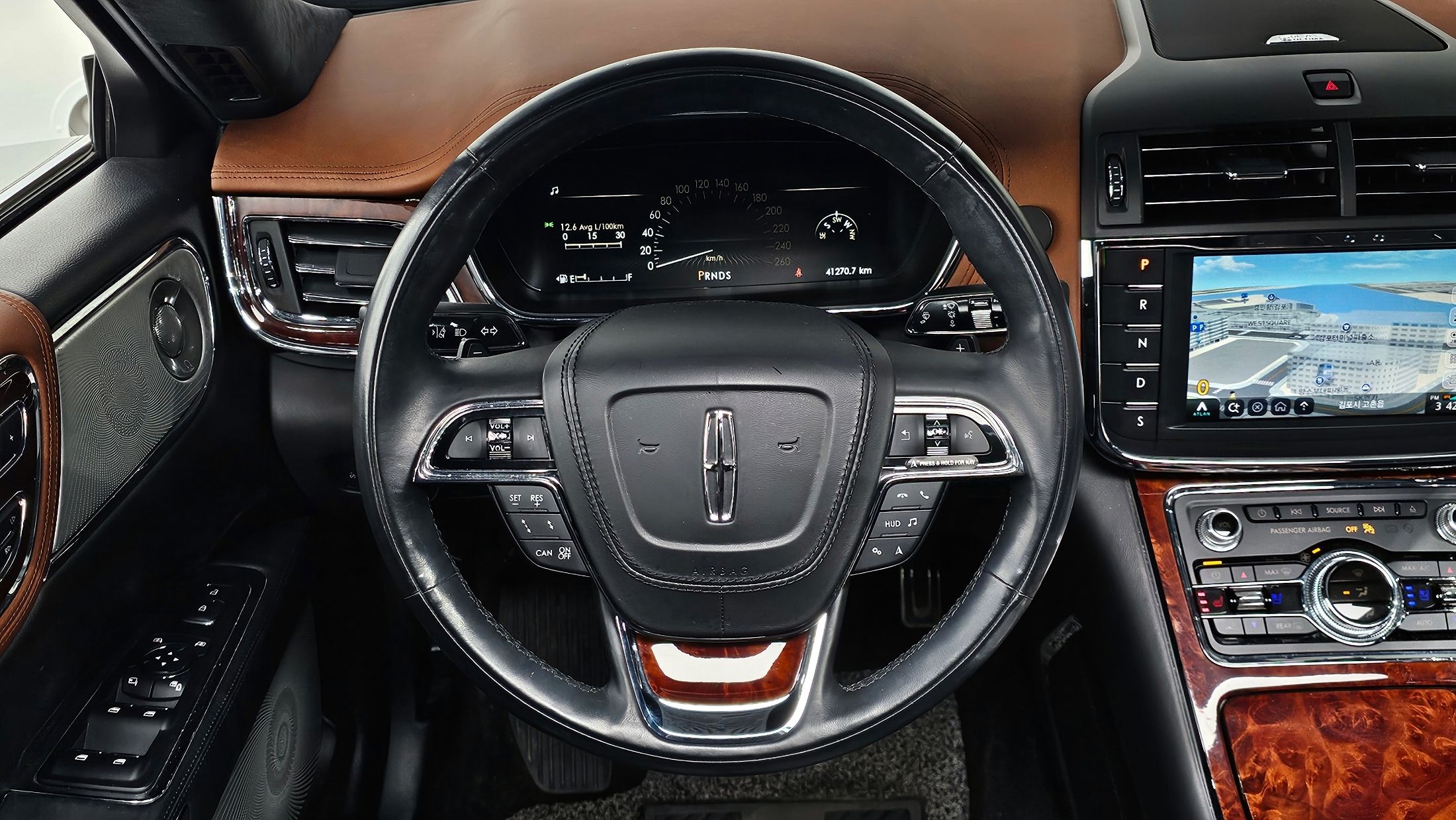 LINCOLN CONTINENTAL 2019