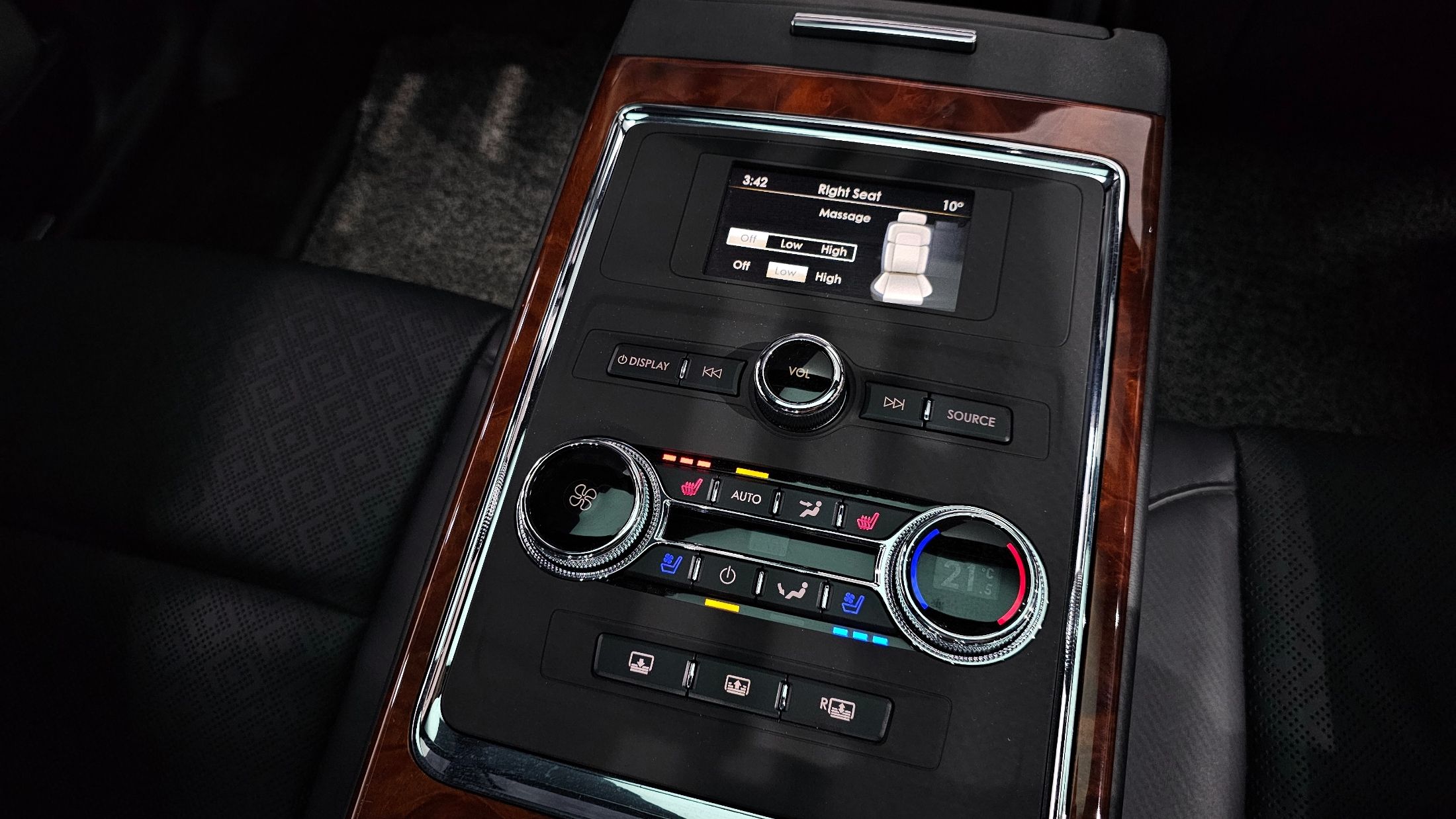 LINCOLN CONTINENTAL 2019