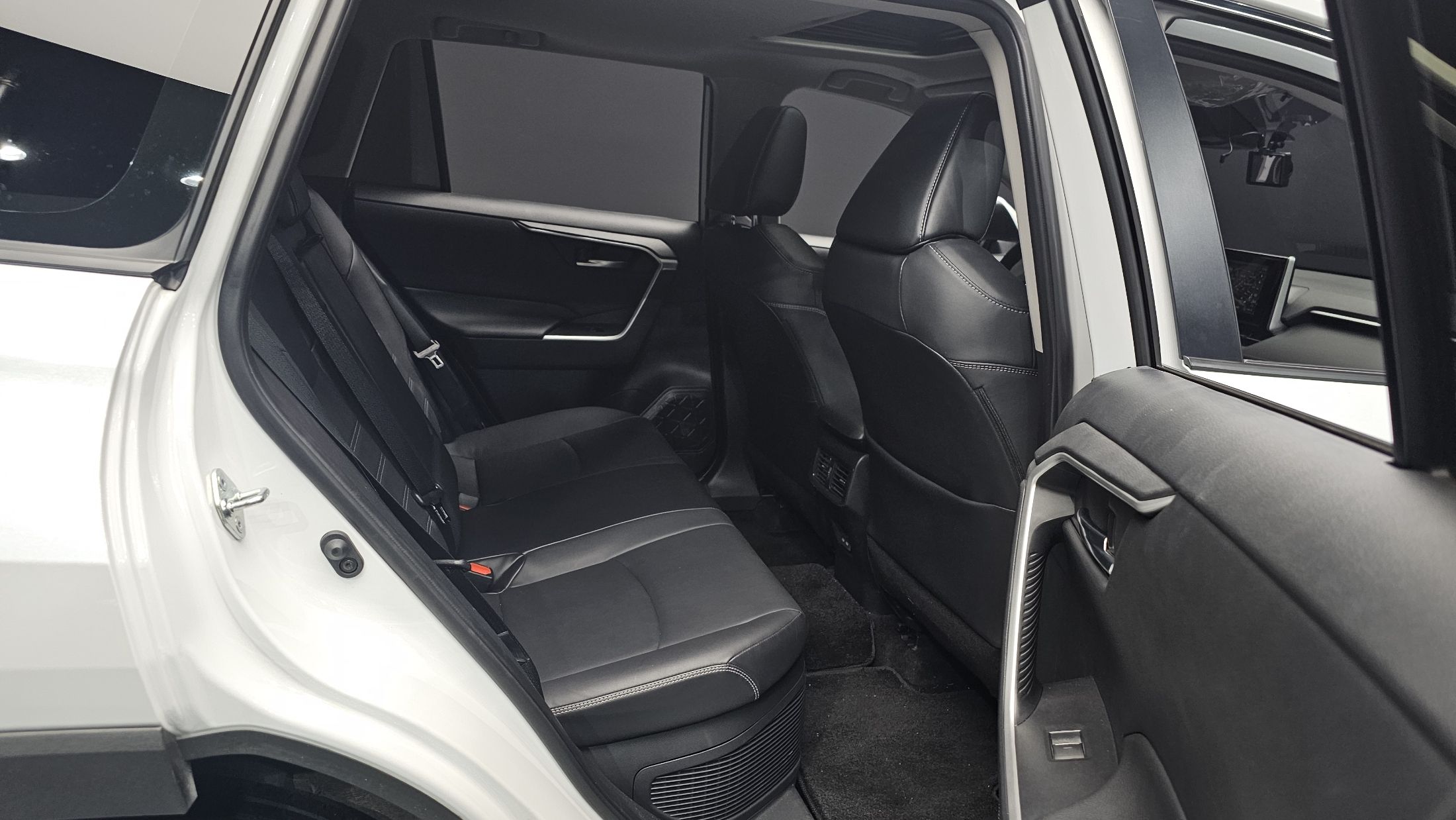 TOYOTA RAV4 2023
