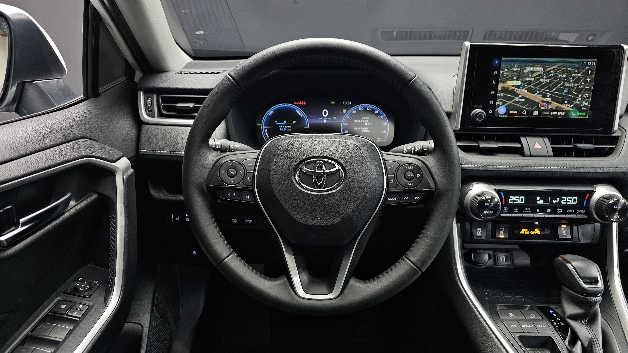 TOYOTA RAV4 2023