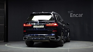 BMW X7 G07 2020