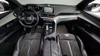 PEUGEOT 5008 2018