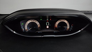 PEUGEOT 5008 2018