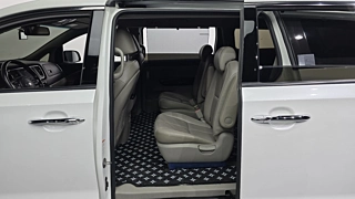 KIA CARNIVAL  9 Seater Noblesse Special 2020