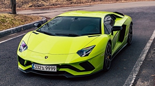 LAMBORGHINI AVENTADOR 2018