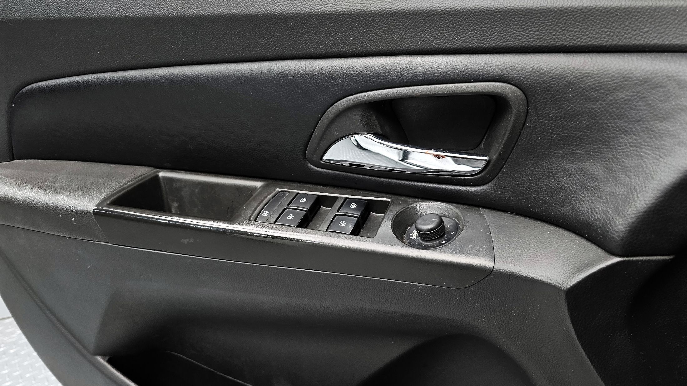 DAEWOO CRUZE 2011