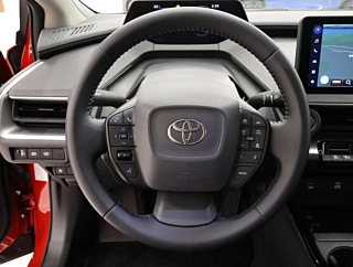 TOYOTA PRIUS 2024