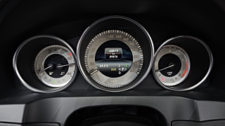 MERCEDES BENZ E-CLASS W212 2017