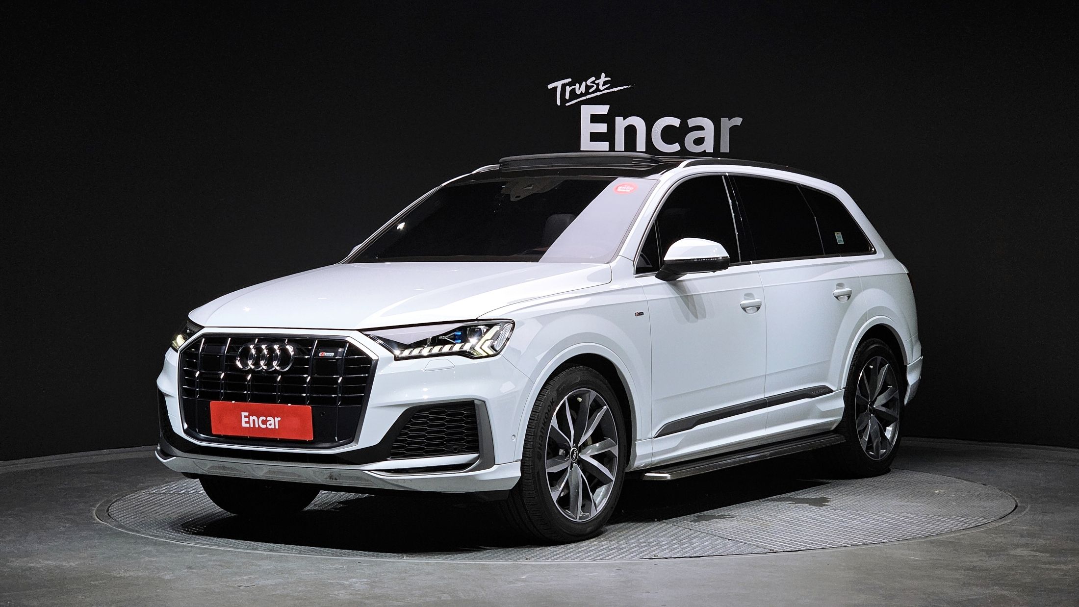 AUDI Q7 4M