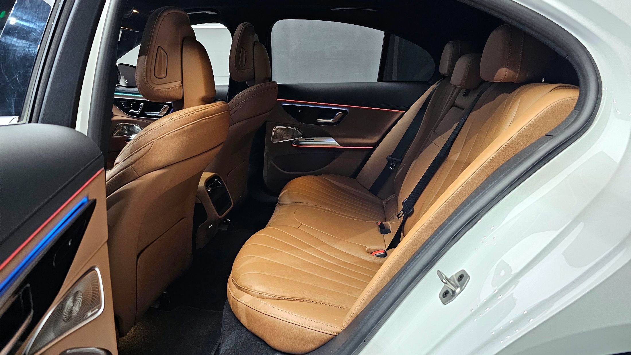 MERCEDES BENZ E-CLASS W214