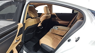 LEXUS ES300H 2024