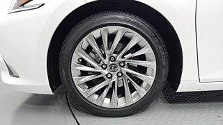 LEXUS ES300H 2024