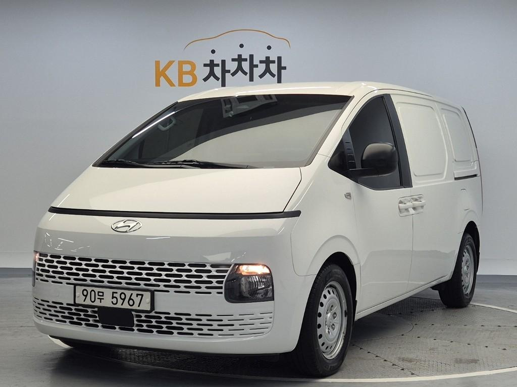HYUNDAI STARIA 2021