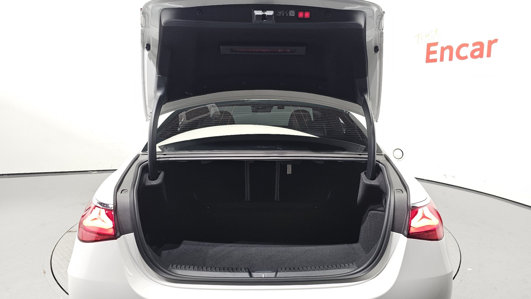MERCEDES BENZ E-CLASS W214