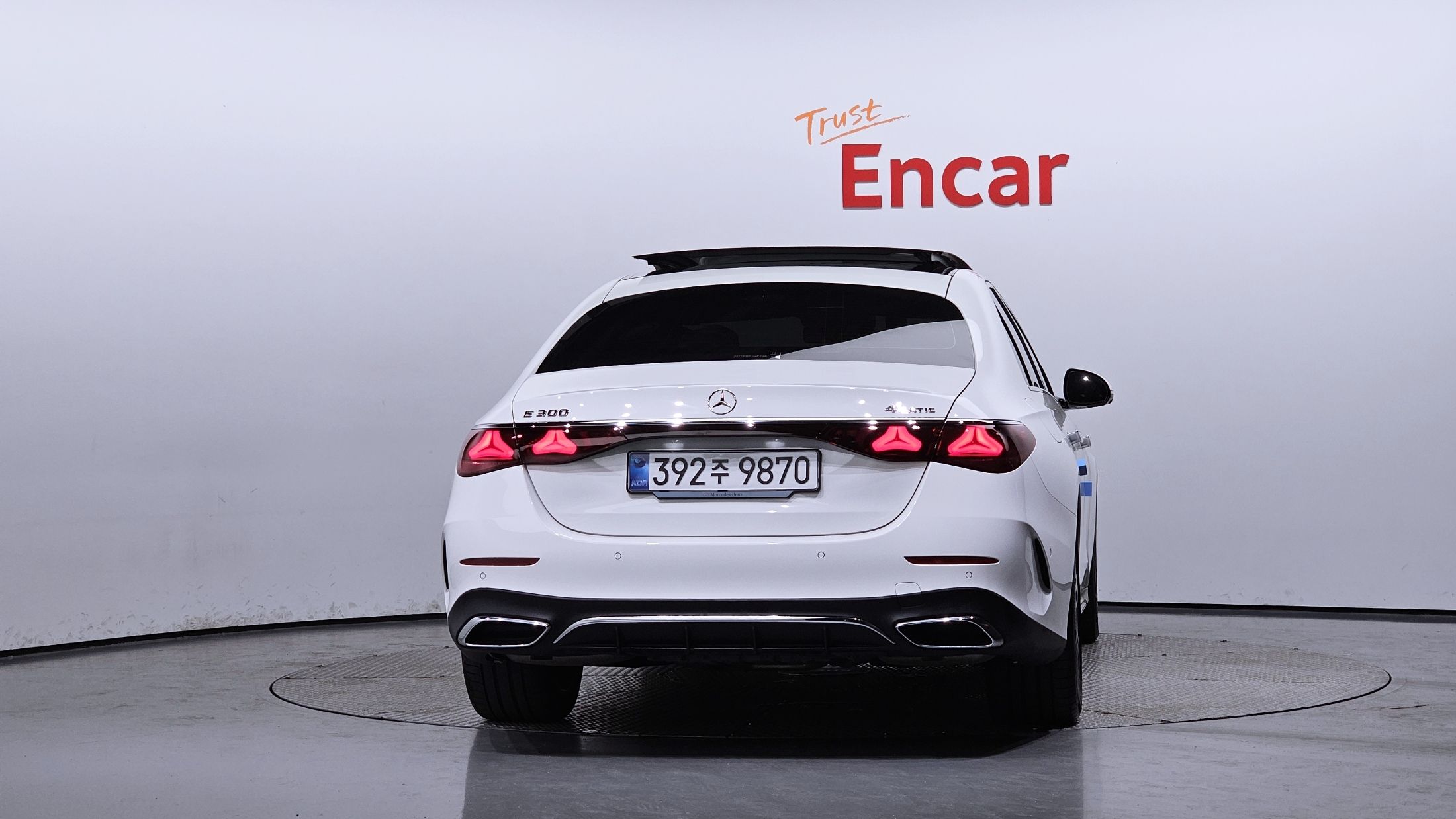 MERCEDES BENZ E-CLASS W214