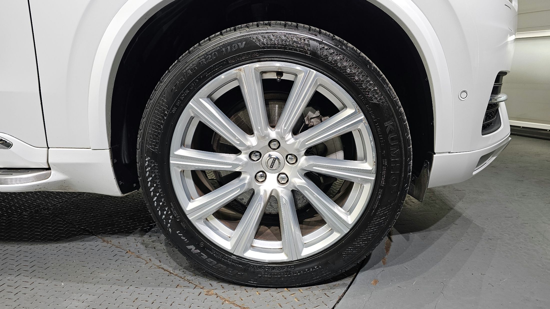 VOLVO XC90 2016