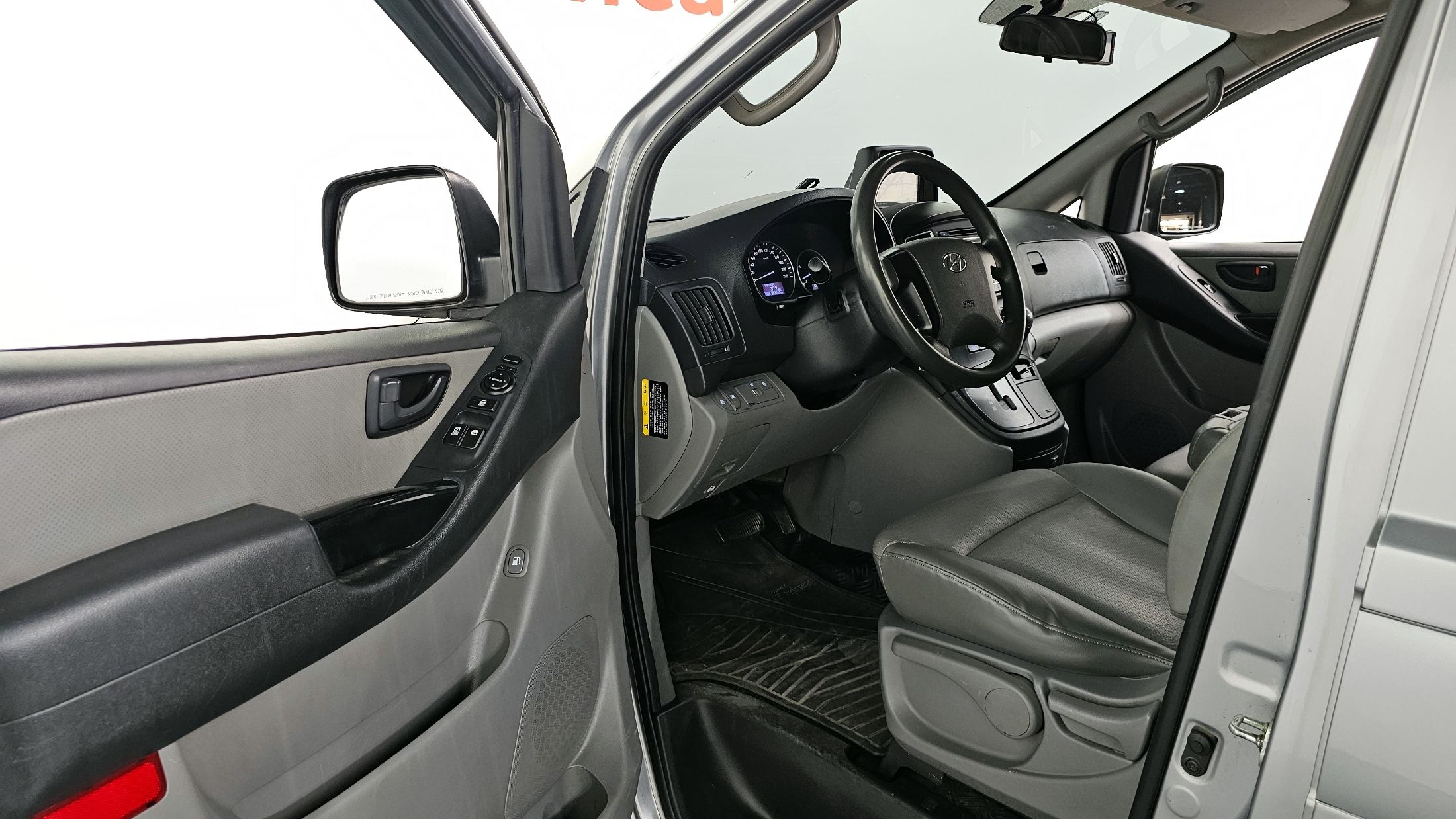 HYUNDAI STAREX GRAND 2017
