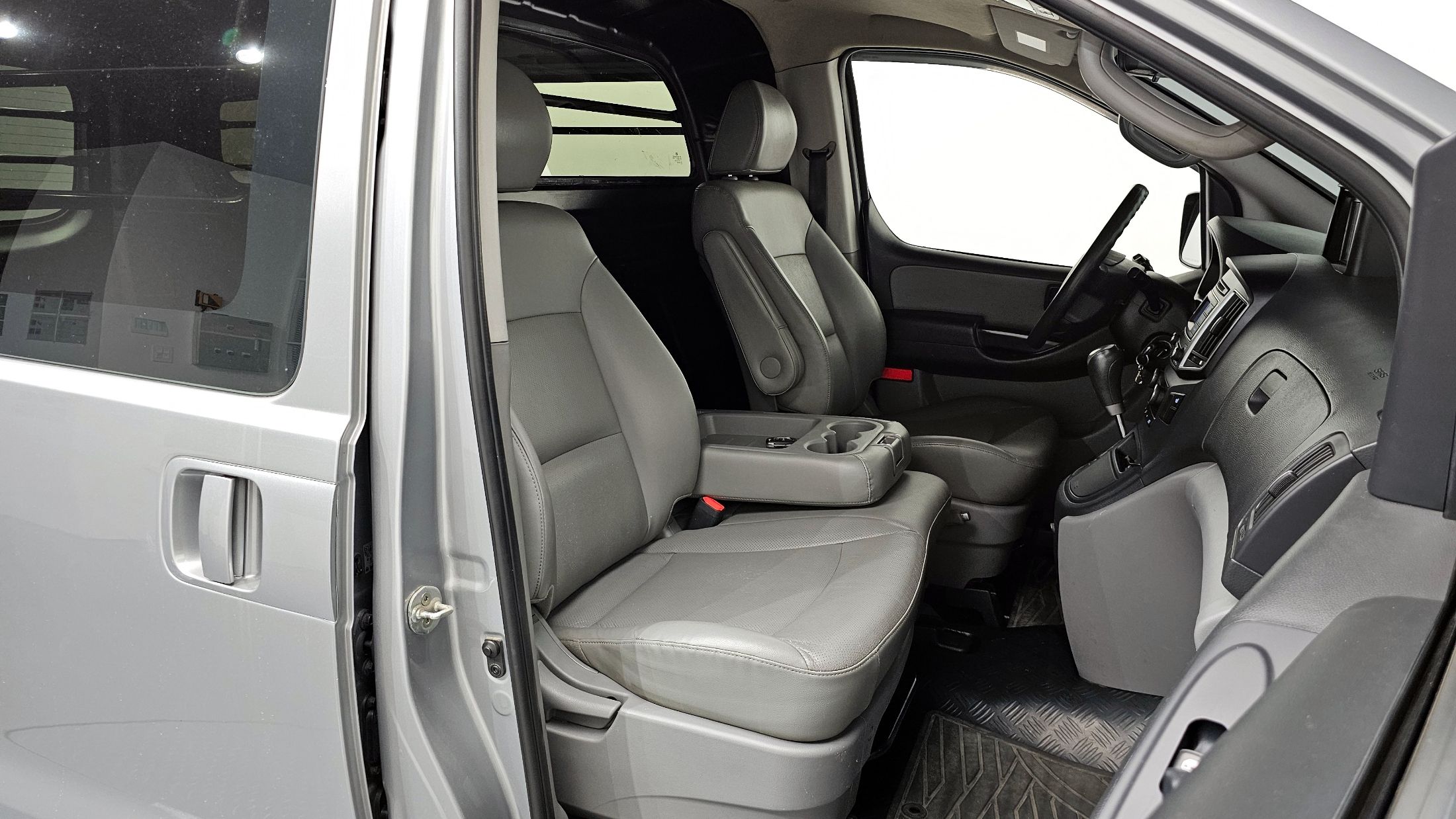 HYUNDAI STAREX GRAND 2017
