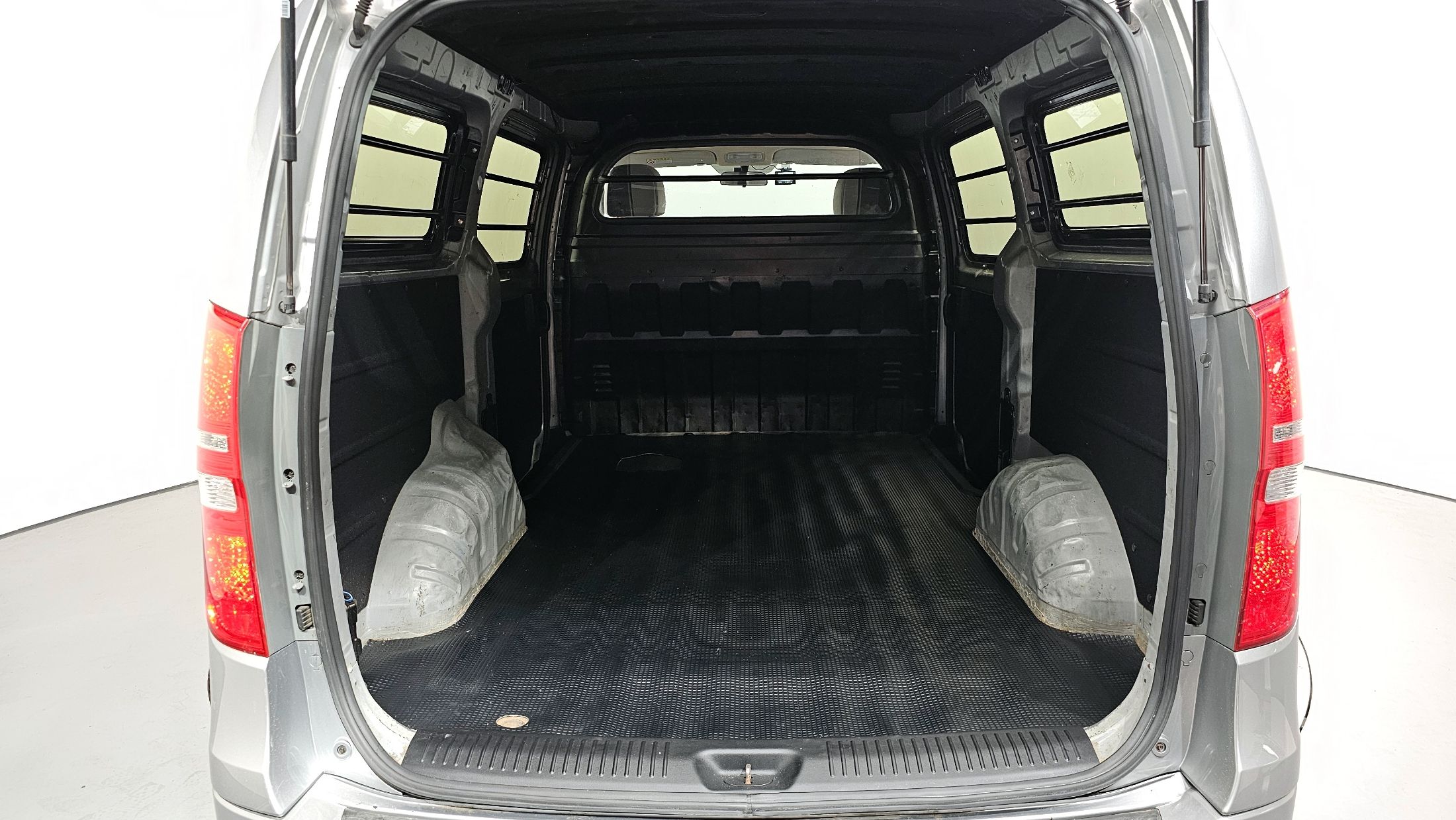HYUNDAI STAREX GRAND 2017