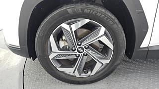 HYUNDAI TUCSON NX4 2021