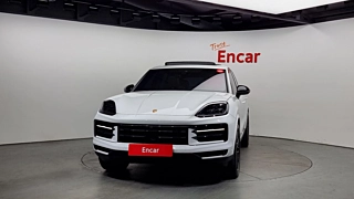 PORSCHE CAYENNE PO536 2023