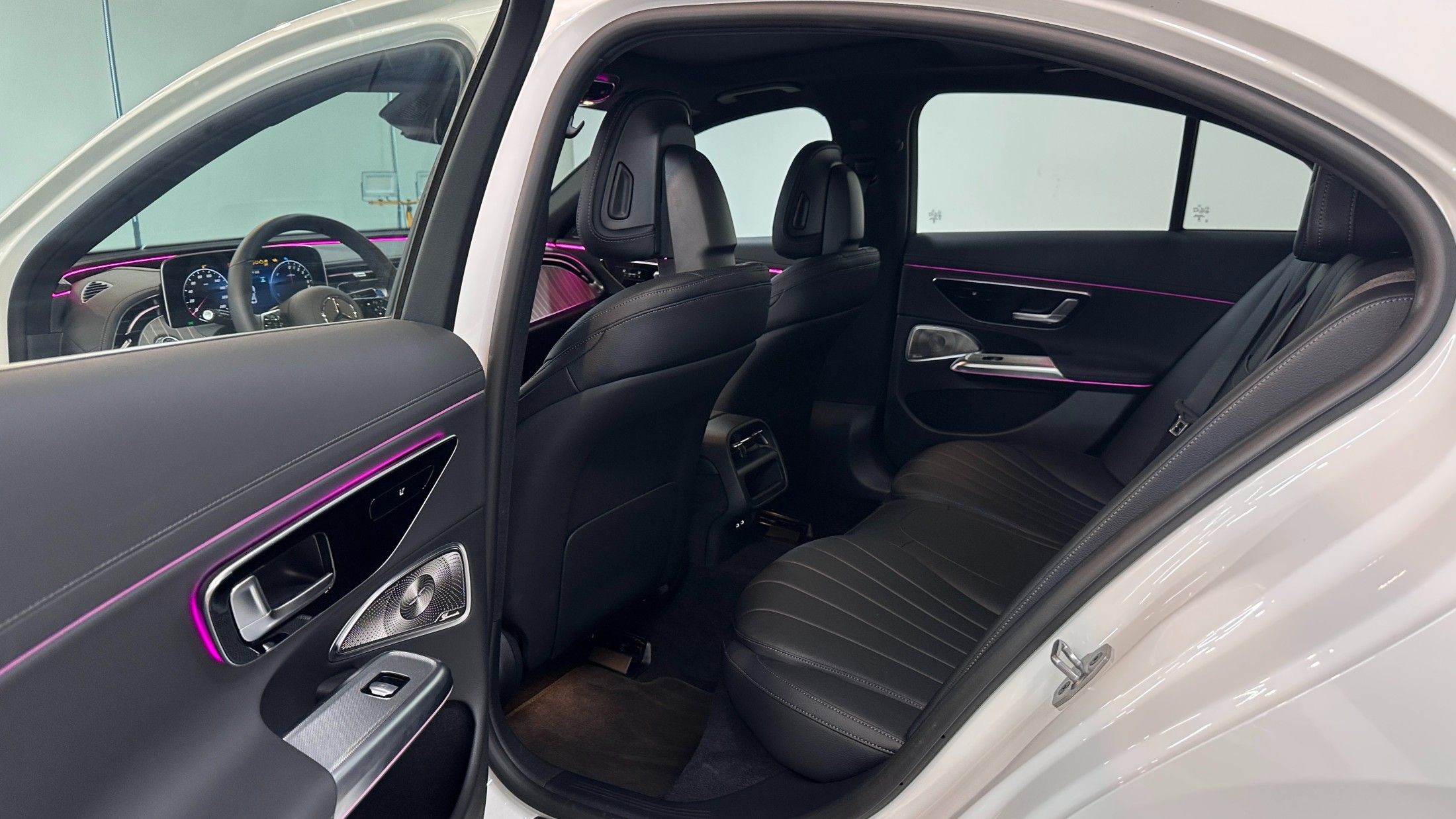 MERCEDES BENZ E-CLASS W214