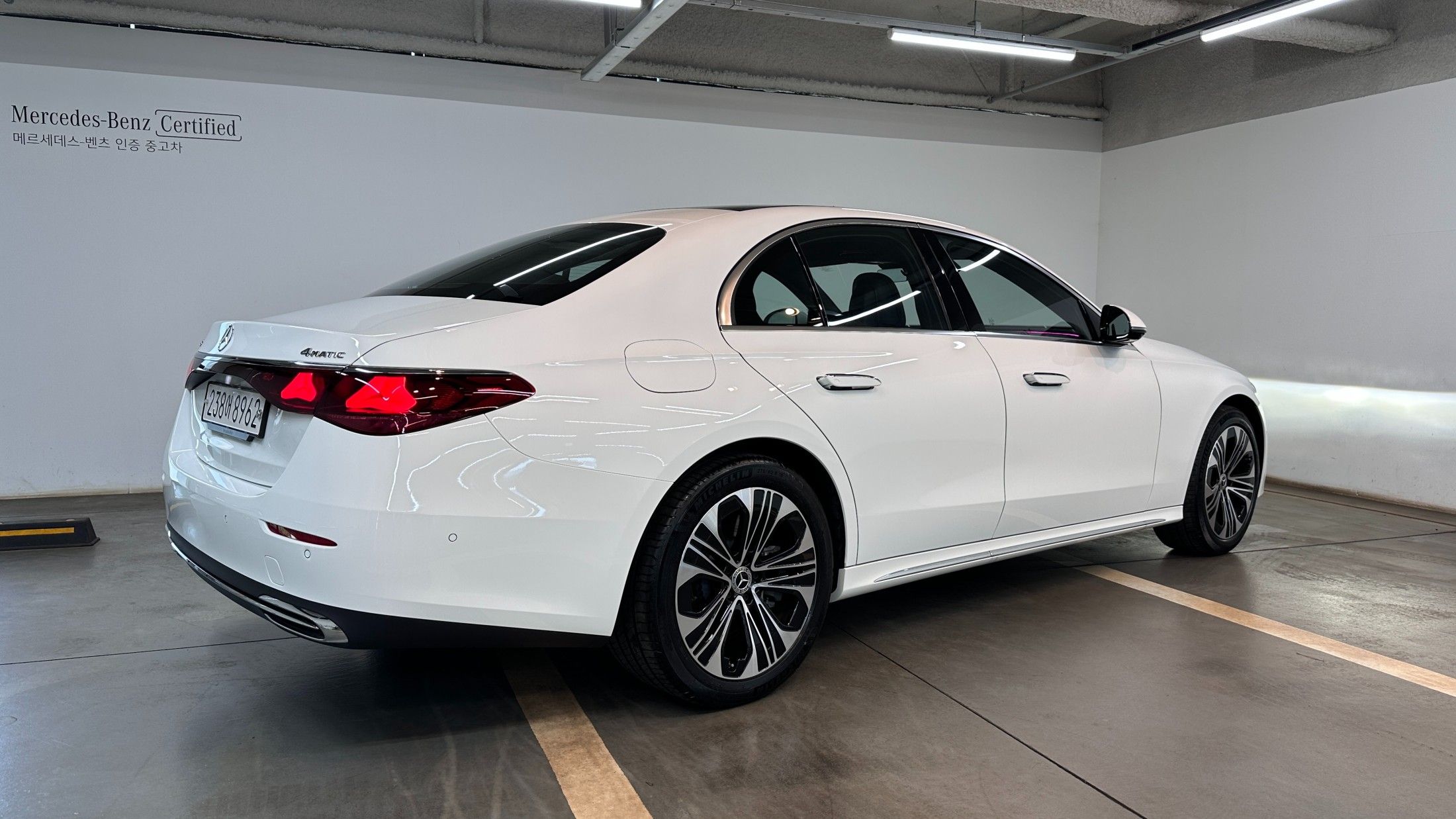 MERCEDES BENZ E-CLASS W214