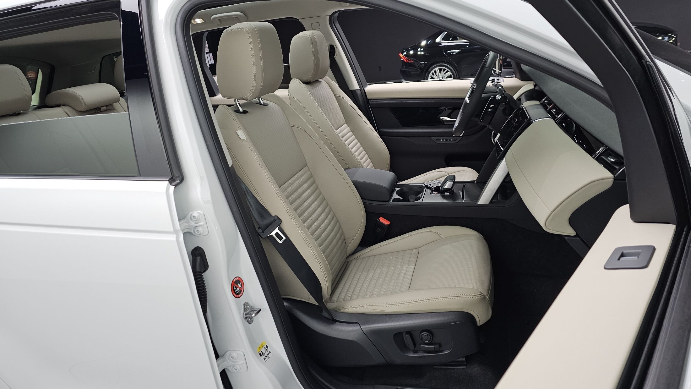LAND ROVER DISCOVERY SPORT 2024