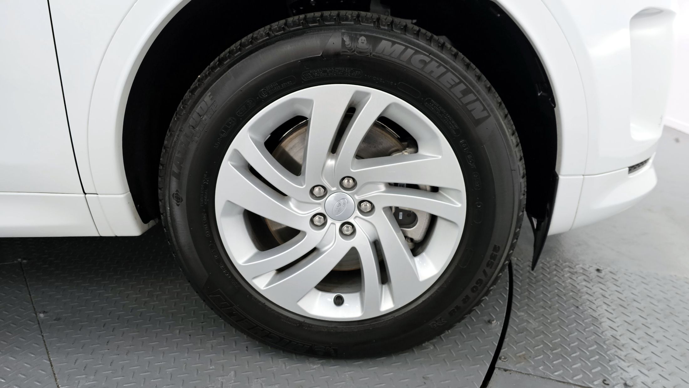 LAND ROVER DISCOVERY SPORT 2024