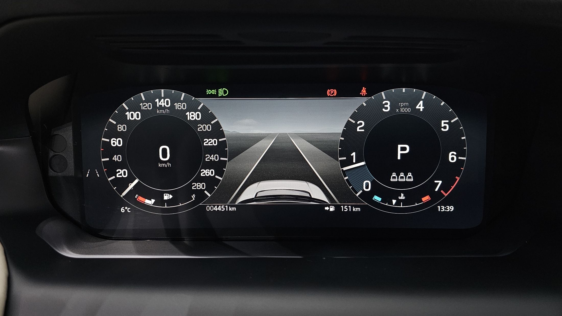 LAND ROVER DISCOVERY SPORT 2024
