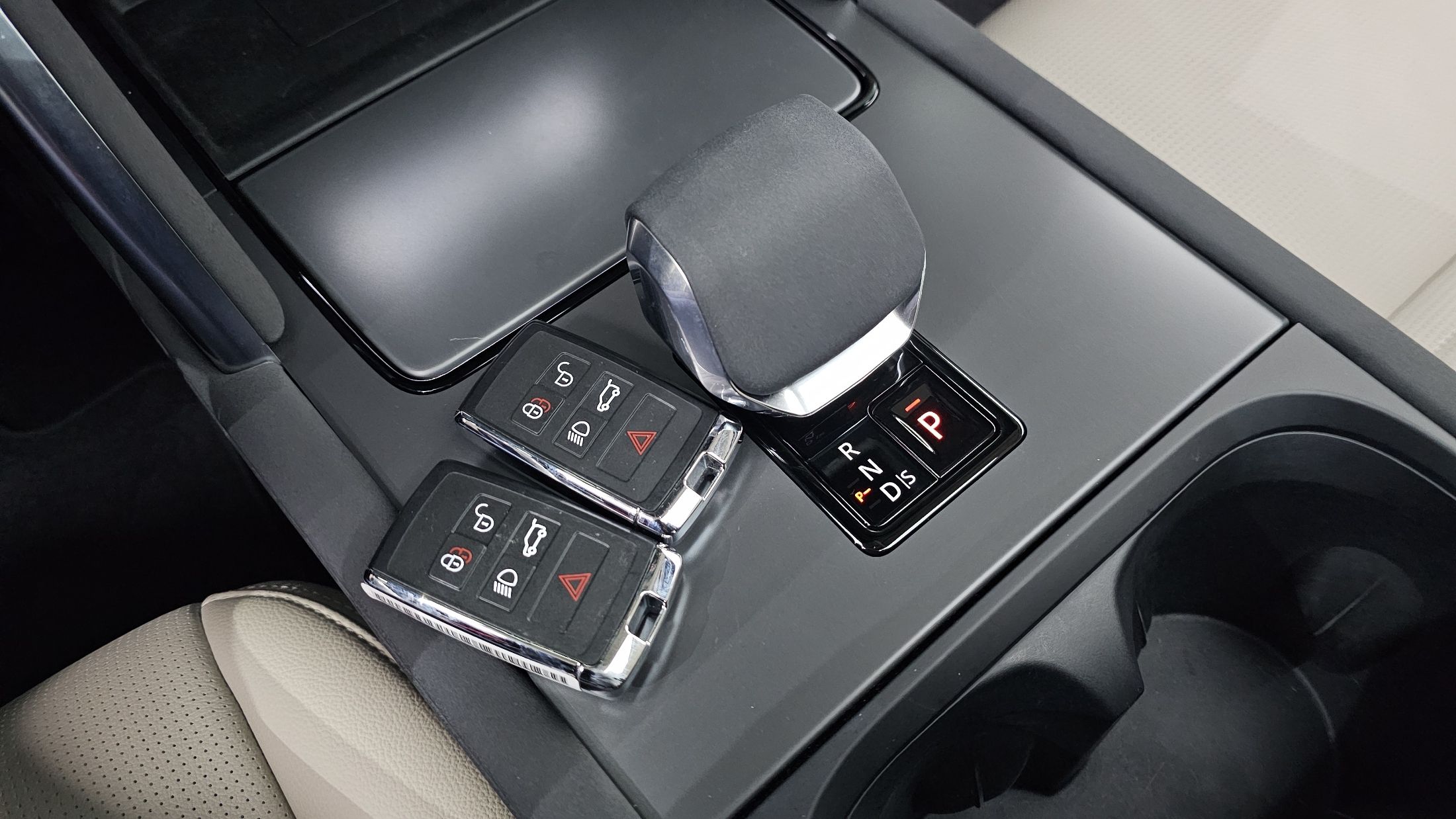 LAND ROVER DISCOVERY SPORT 2024